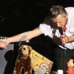 دانلود آهنگ Renaud Il pleut